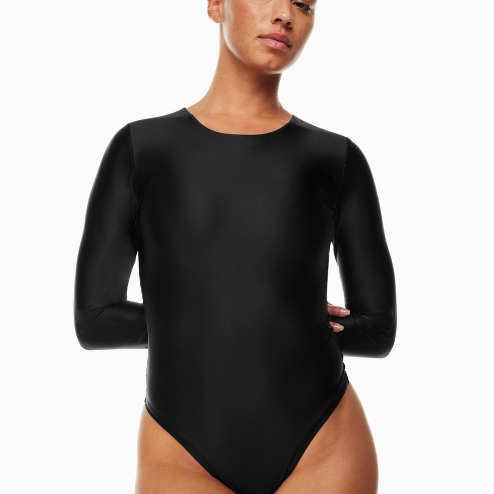 Babaton Satinette Crew Longsleeve Bodysuit
